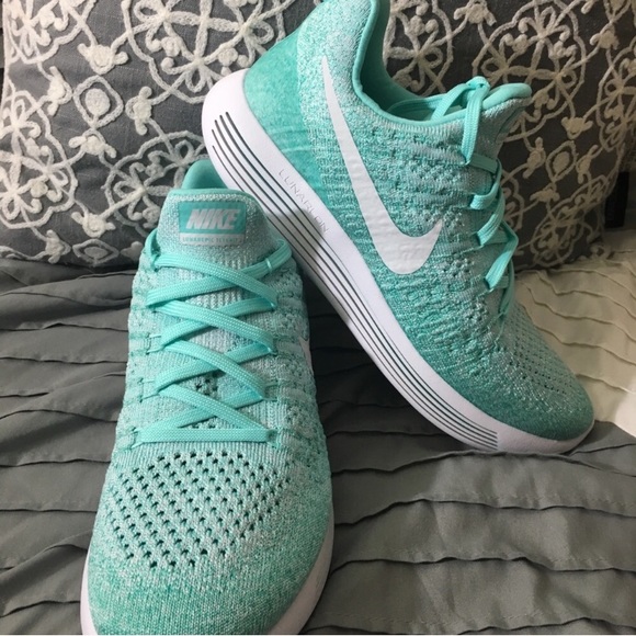 Nike Shoes - PRICE FIRM Nike Flyknit Lunarepic NWT